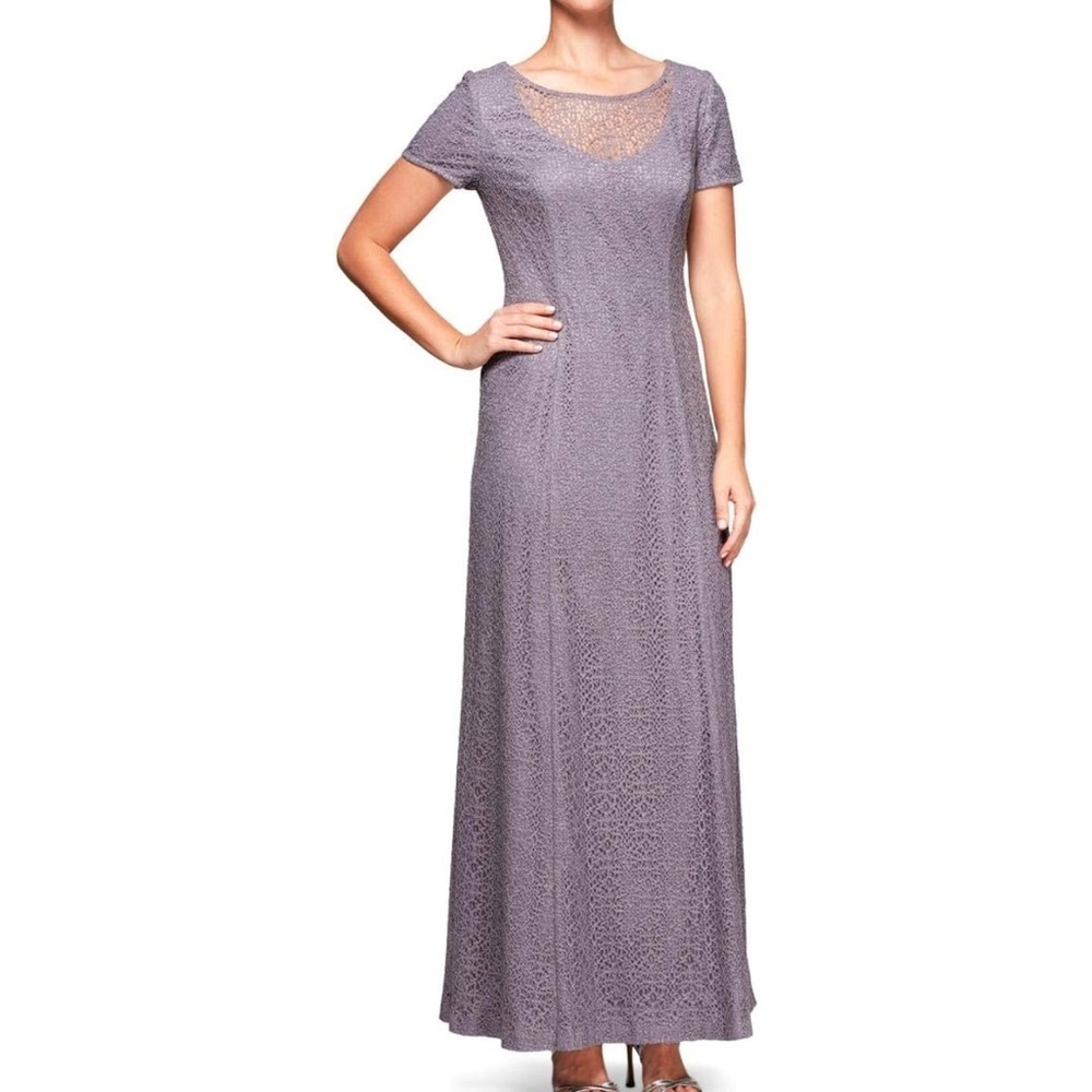 Alex Evenings Women's Long Cap Sleeve Cap Sleeve Lace Gown with Brooch size 14 - Picture 1 of 5